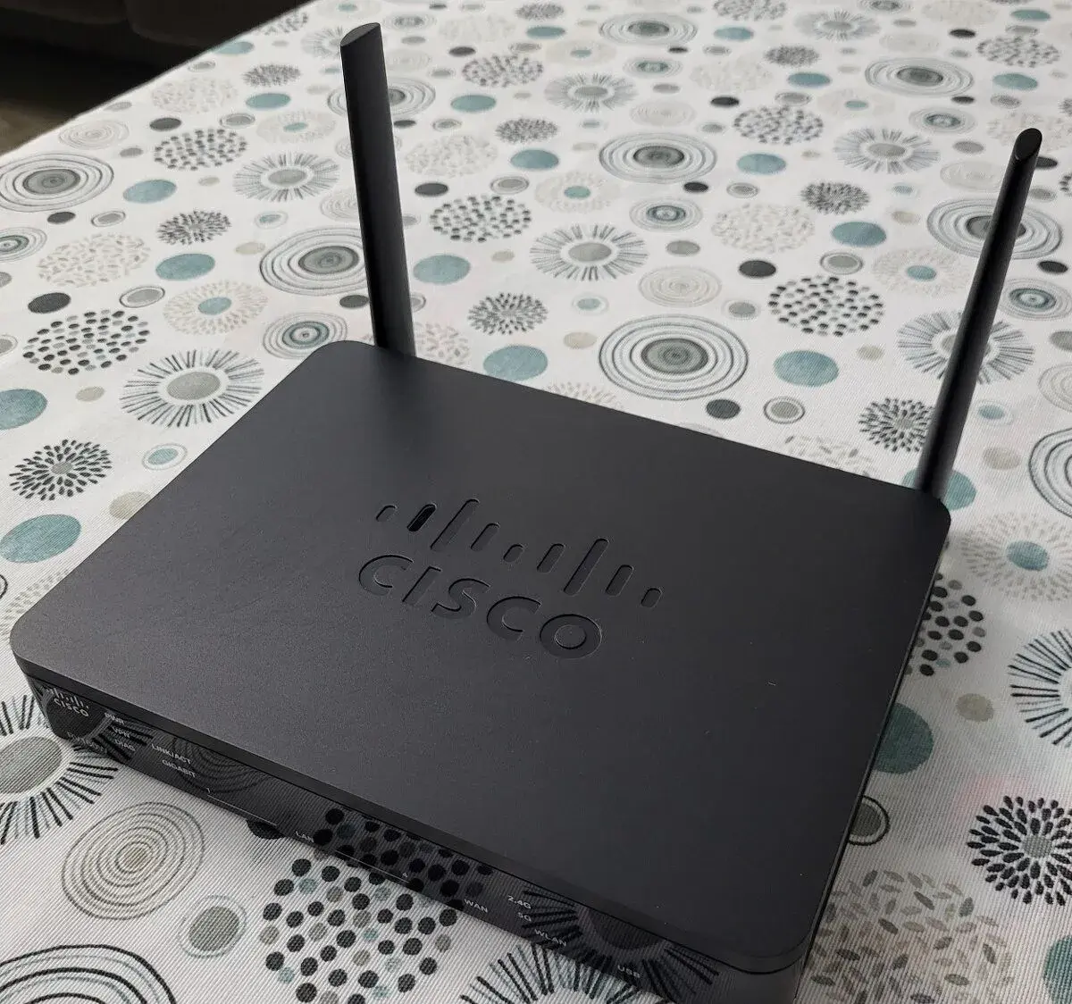 Cisco RV160W Wireless VPN Router