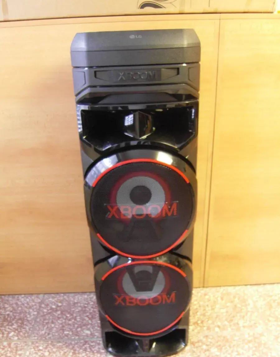 Párty reproduktor LG XBOOM RNC 9 - ZÁNOVNÝ