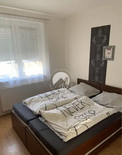 Reality KOMPLEX s.r.o Vám ponúka ubytovanie v útulnom apartm