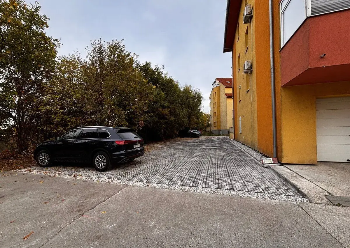 Parkovacie miesto na predaj - Záhradnícka, Dunajská Streda