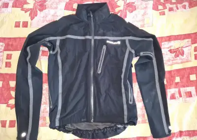 ENDURA Stealth Waterproof