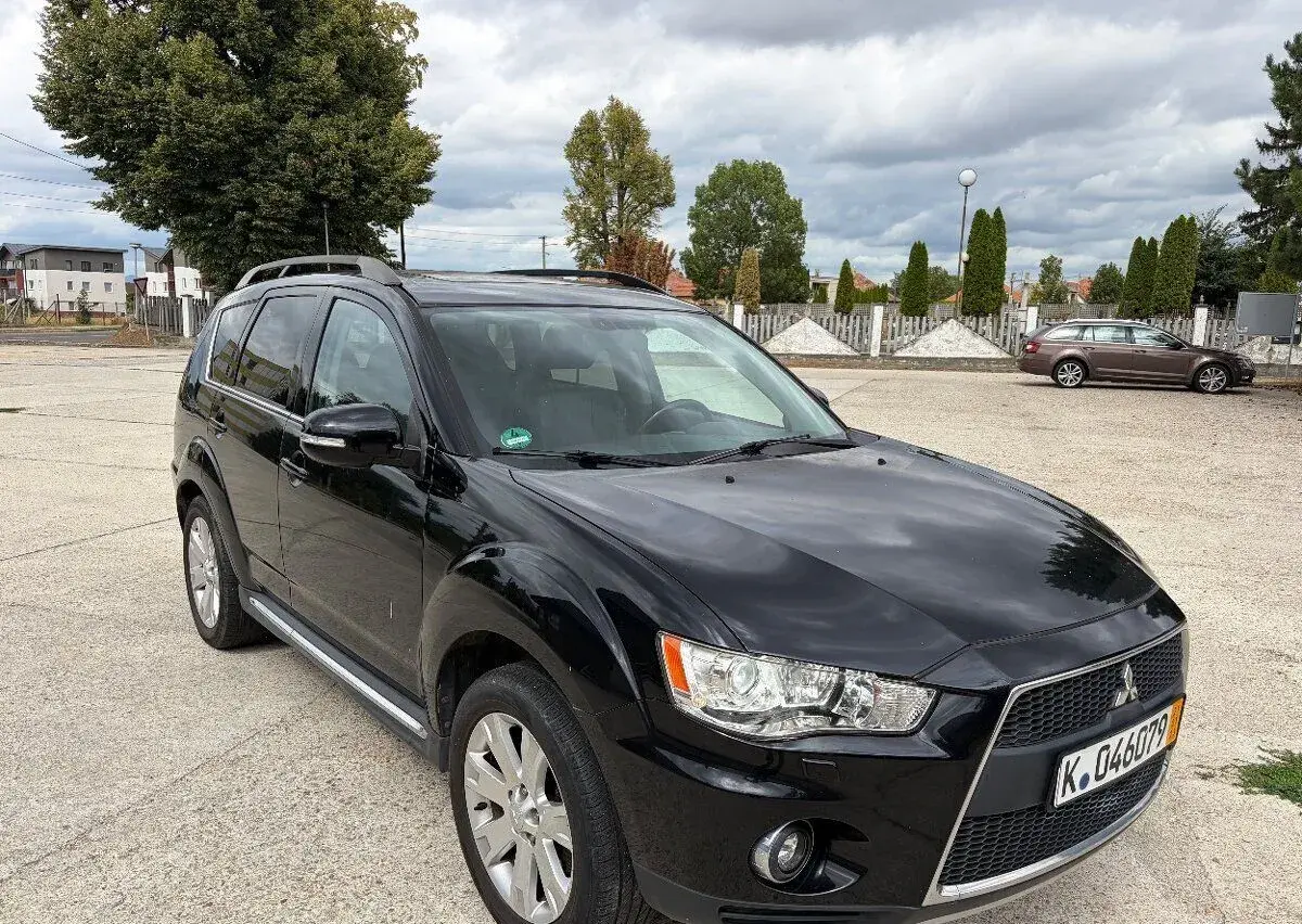 Mitsubishi Outlander – 2010, 173 000 km