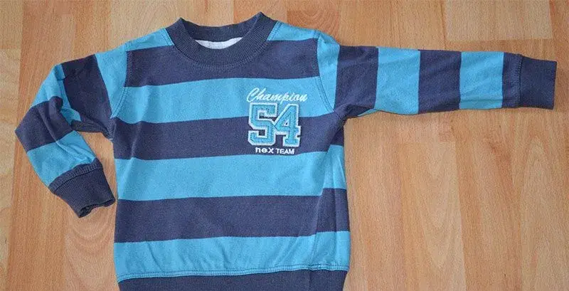 Mikiny a svetre vel. 86 (12-18 mes.) od 1€ ks