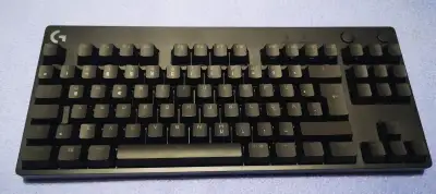 LOGITECH G PRO herna klavesnica