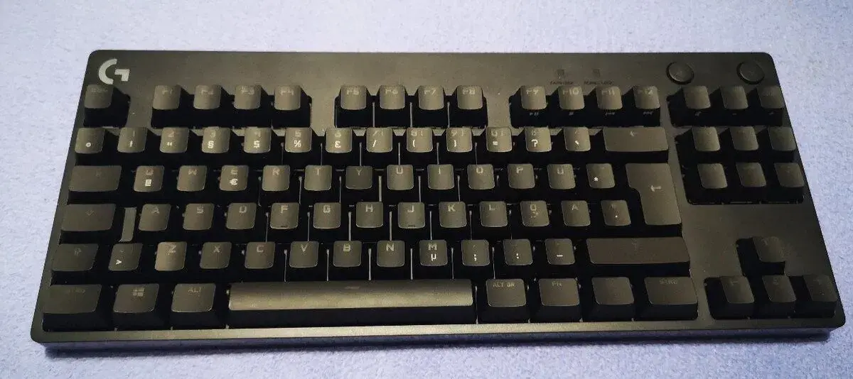 LOGITECH G PRO herna klavesnica