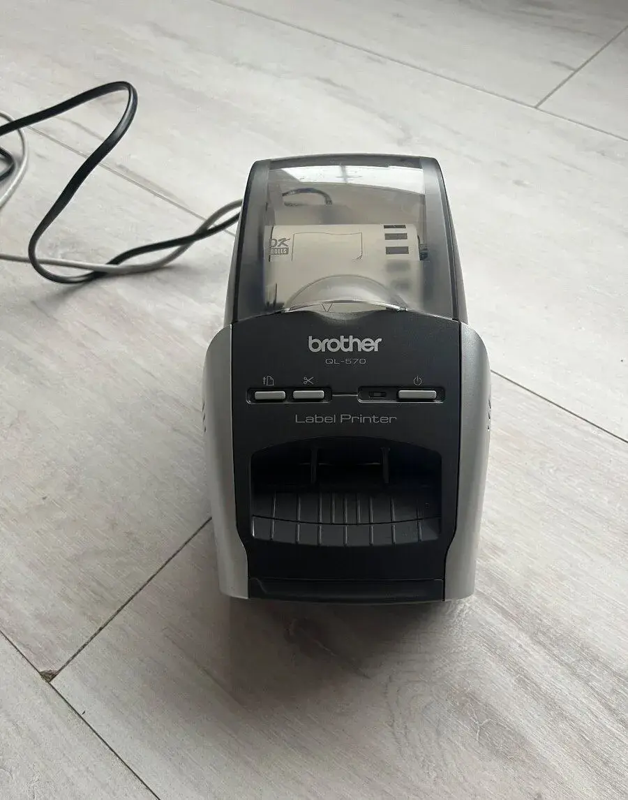 Tlačiareň štítkov Brother