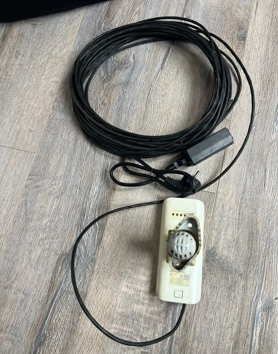 Ubiquiti NanoStation loco M5 + PoE + kábel