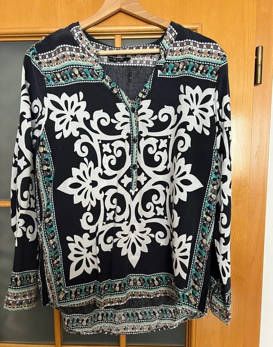 Dámsku modrú blúzku s rukávmi