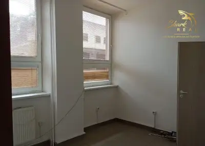 Na prenájom kancelária na prízemí