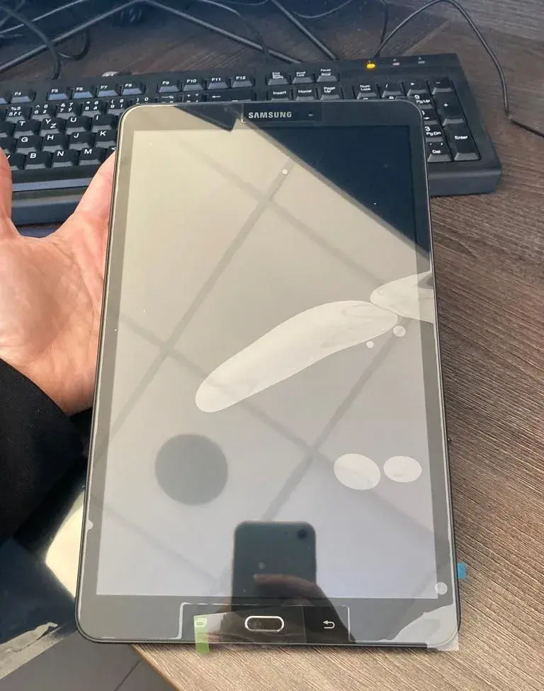 LCD display Samsung Galaxy Tab A 10.1 LTE (2016) T585