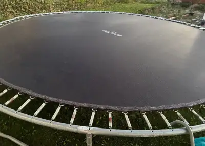Trampolína