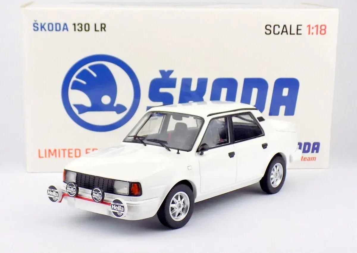 ŠKODA 130 LR – 1:18 FOX18