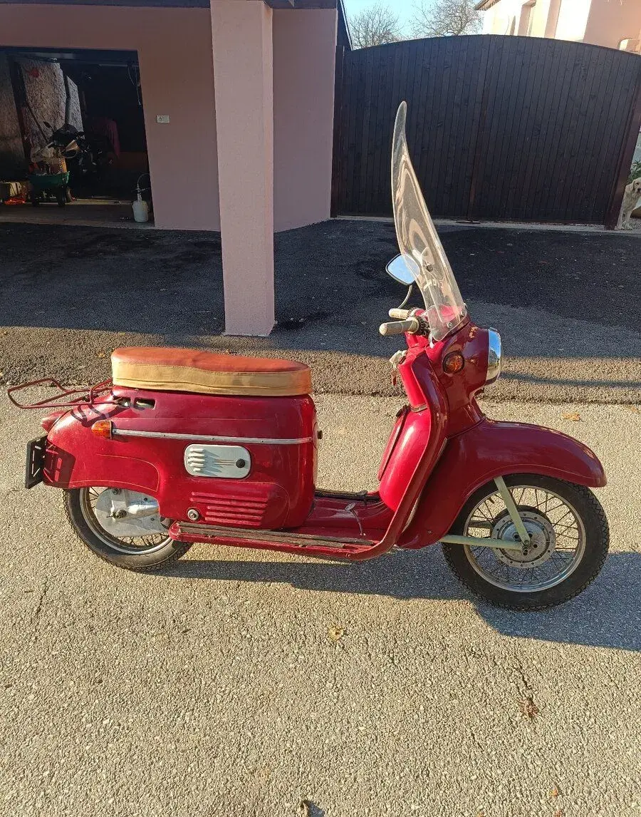 Na výmenu: Jawa manet 100 1959
