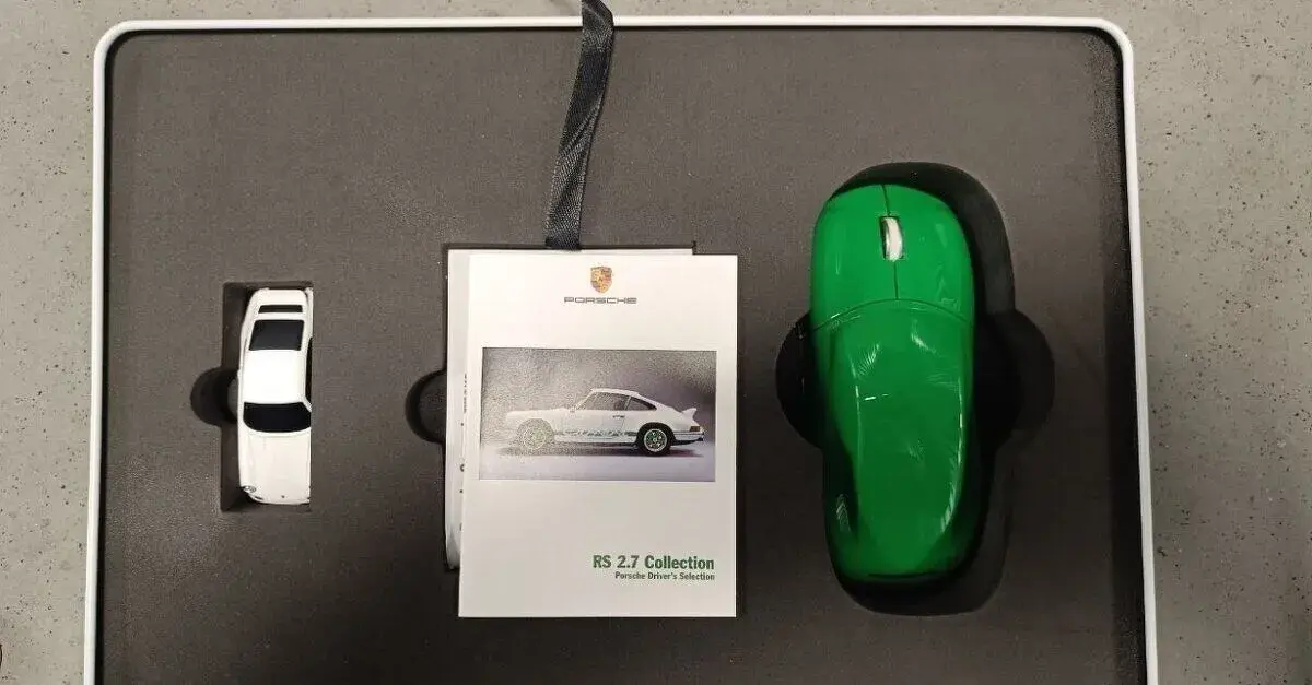 Porsche RS 2.7 Collection - počítačová myš a model