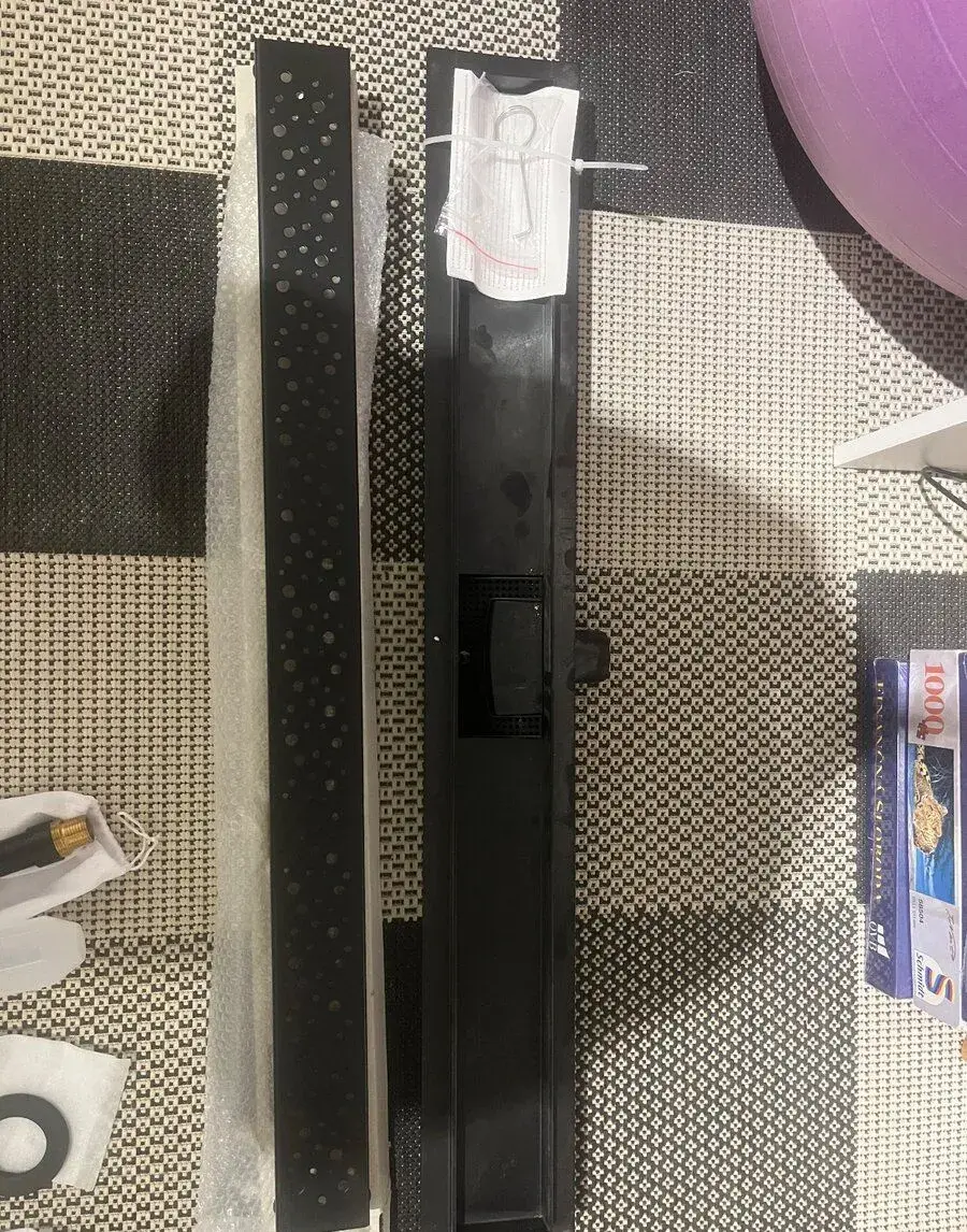 sprchovy zlab cierny