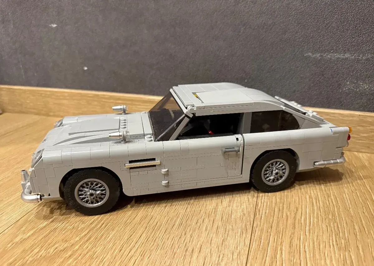 Lego James Bond 10262