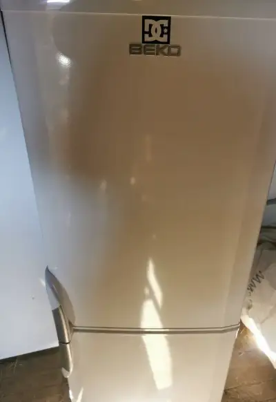 Chladnička s mrazničkou BEKO