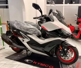 KYMCO Xciting VS 400i ABS + SKÚTER 125ccm ZA 1 EURO