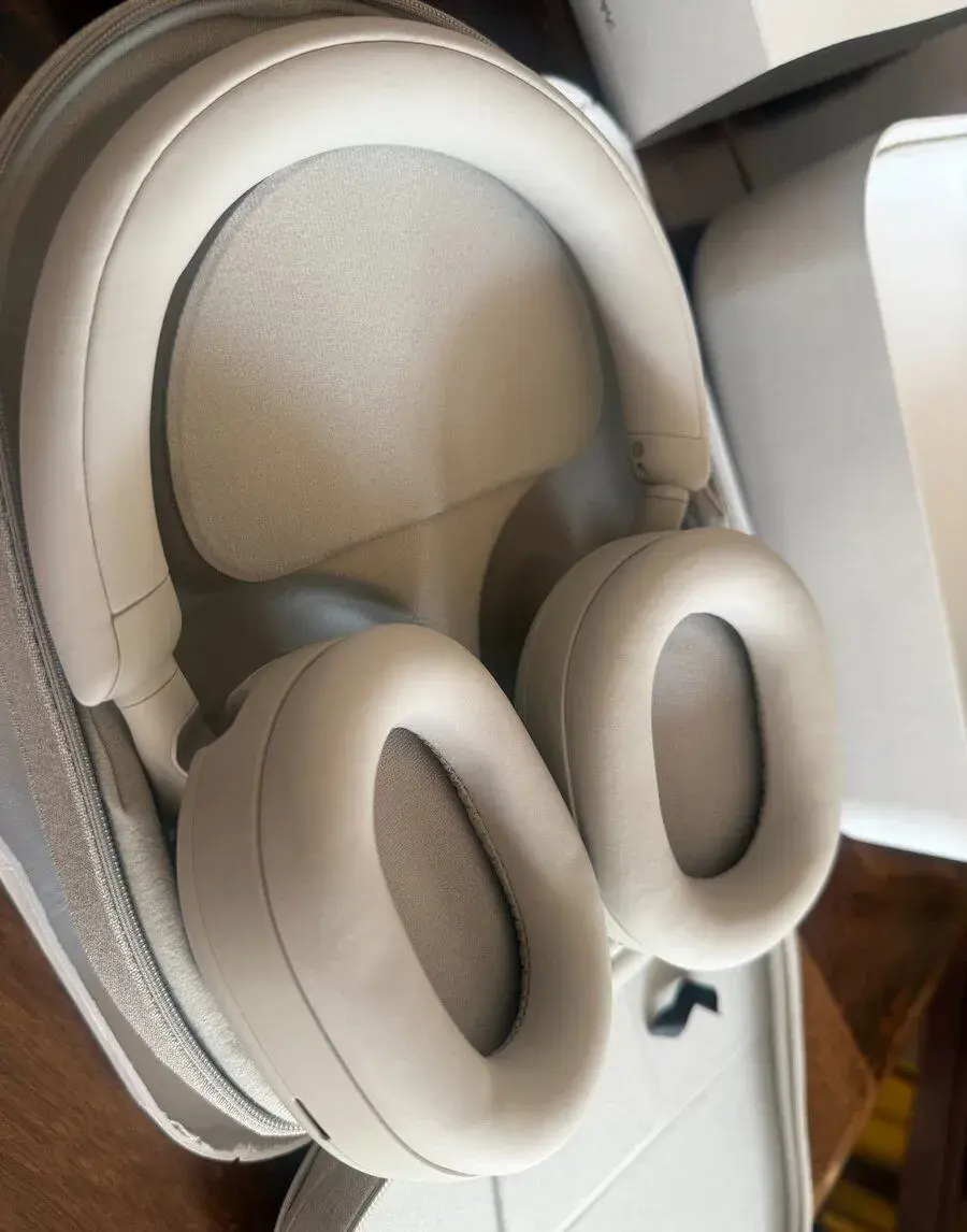 Sony WH-1000XM5 Platinum Silver NOVÉ