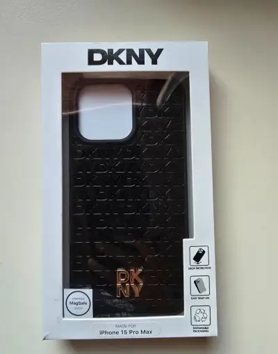 Nový DKNY kryt na Iphone 15 ProMax