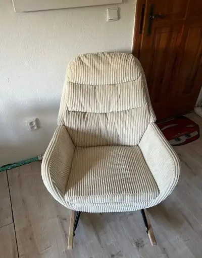 Hojdacie kreslo
