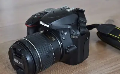 Nikon d3400 bluetooth - VR objektiv AF-P 18-55 - nafot. 6tis