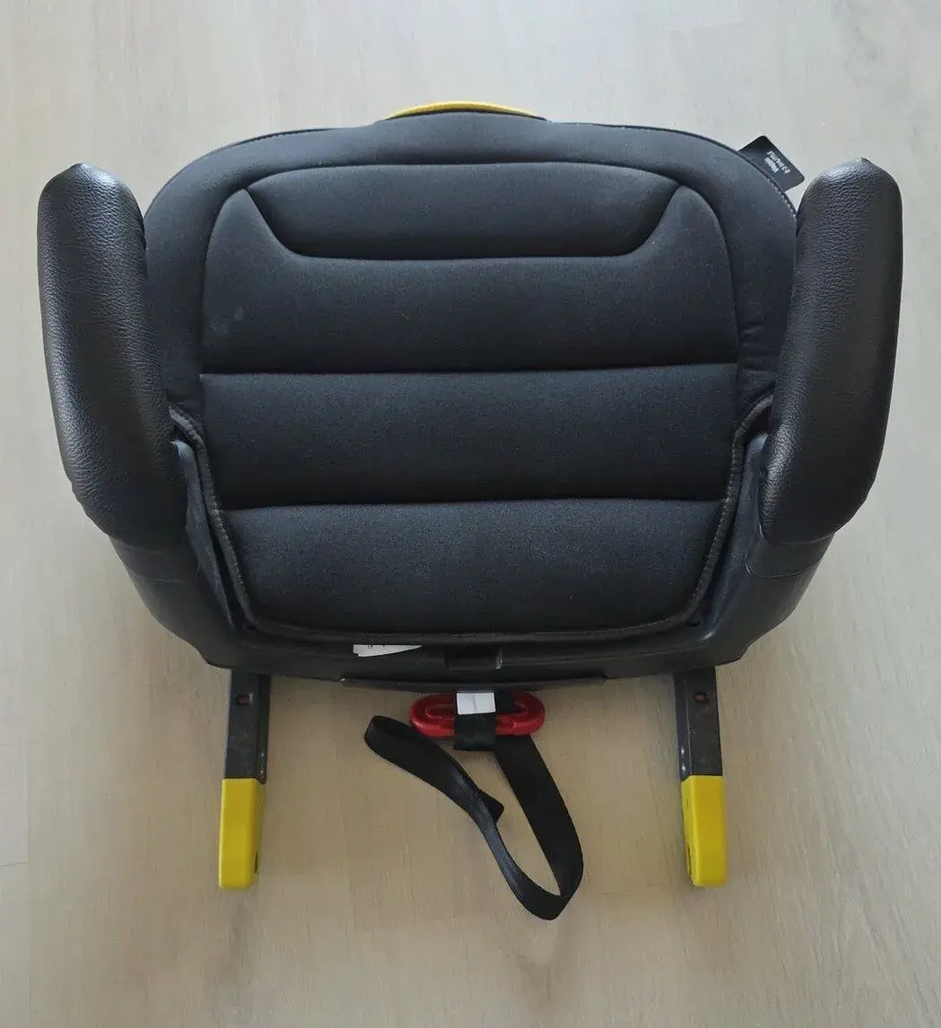 Podsedák Peg Perego ISOFIX
