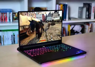 LENOVO Legion PRO 7:Ryzen 9 9955HX3D,64GB,SSD 2TB,RTX5080
