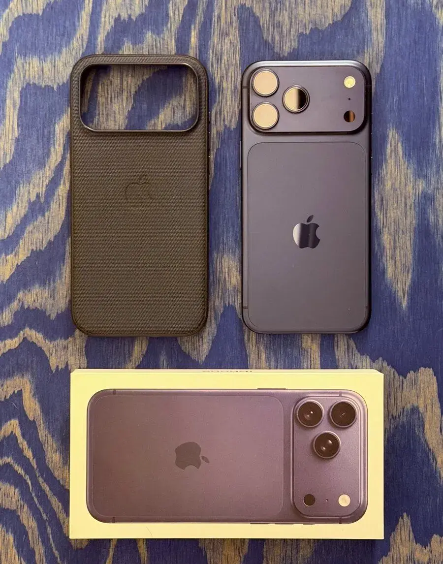 IPHONE 17 PRO MAX 256GB / komplet balenie + obal