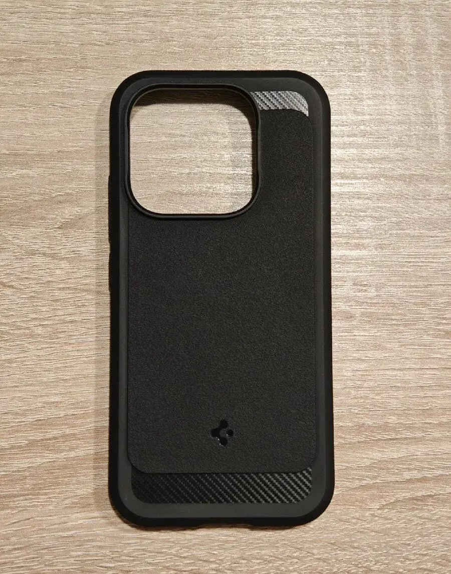 Xiaomi 17 kryt, Spigen Rugged Armor, Nový