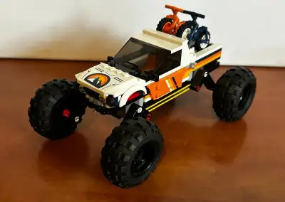 LEGO 60387 City Terénne auto 4x4 s bicyklami