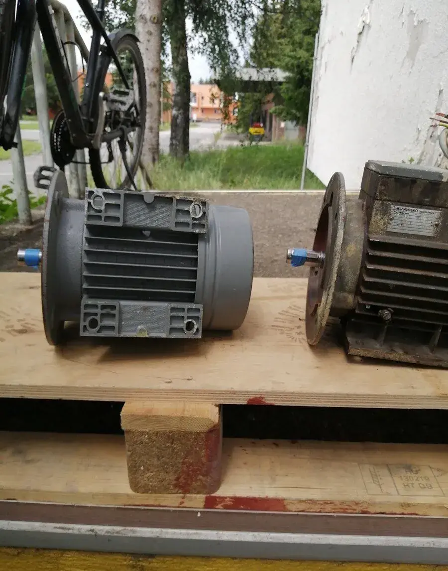 MEZ Mohelnice 370 W, 910 ot /min, 400V