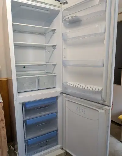 Indesit