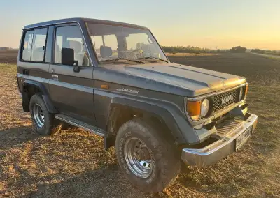 Toyota Land – 1987, 192 000 km