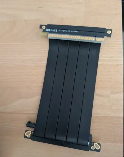 PCIe 4.0 x16 Riser Cable 17 cm