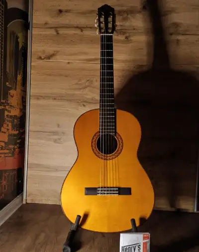 Yamaha C 70