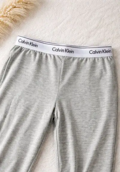 Calvin Klein sivé legíny