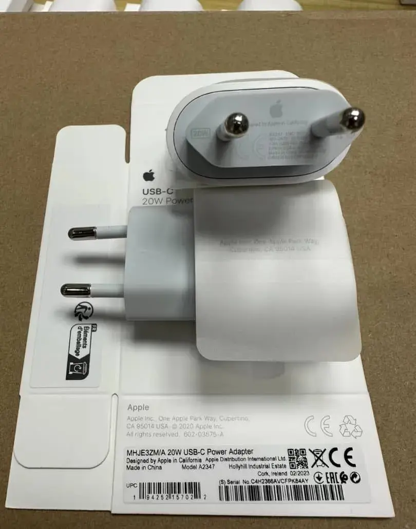  iPhone 20W adapter(rychlonabijacka,novy