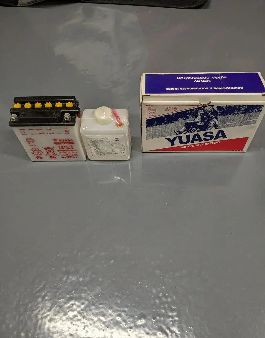 Nová Batéria YUASA YB5L-B 12V 5,3Ah 60A Skúter, Moped
