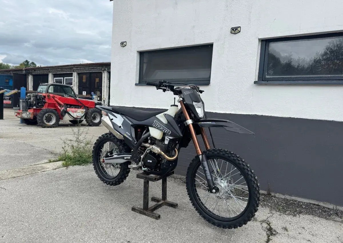 Športove Enduro Turrut x55 250cm3