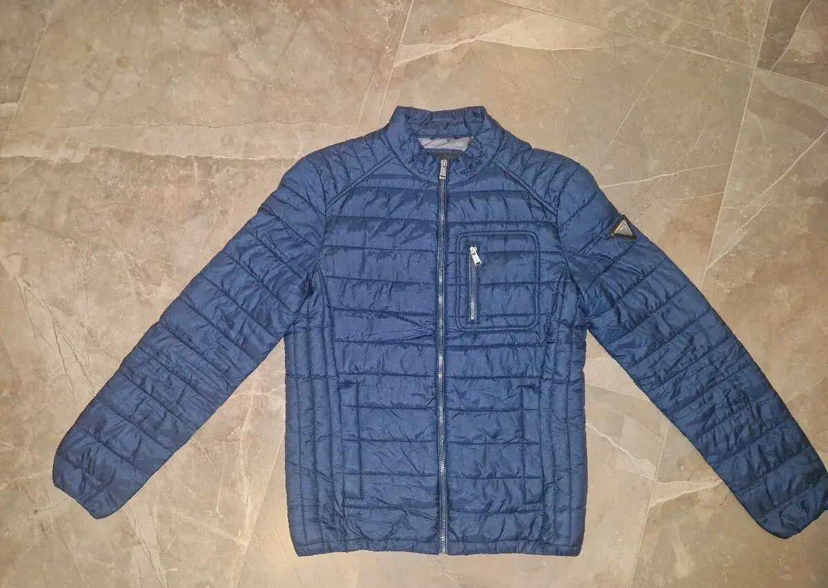 Pánska/chlapčenská prešívaná bunda Guess – veľkosť M
