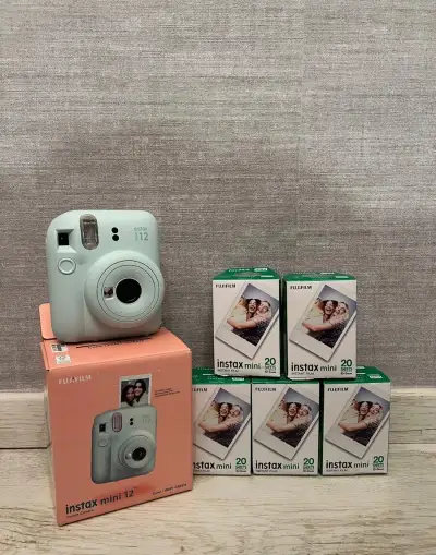 Fujifilm Instax Mini 12