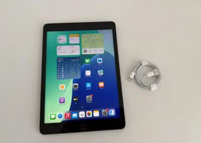 Apple iPad 8. generácie 32 GB Wi-Fi Space Gray