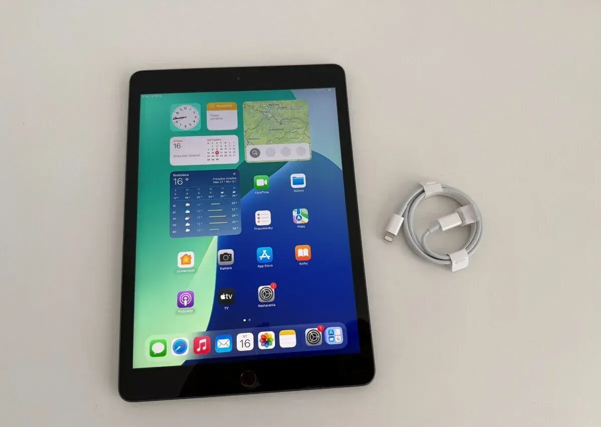 Apple iPad 8. generácie 32 GB Wi-Fi Space Gray