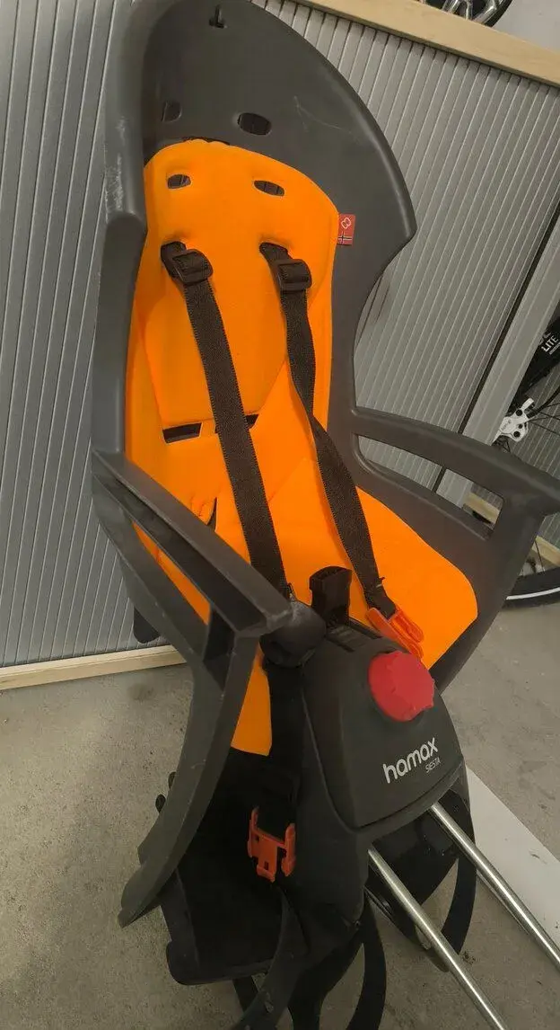 HAMAX -sedacka na bicykel