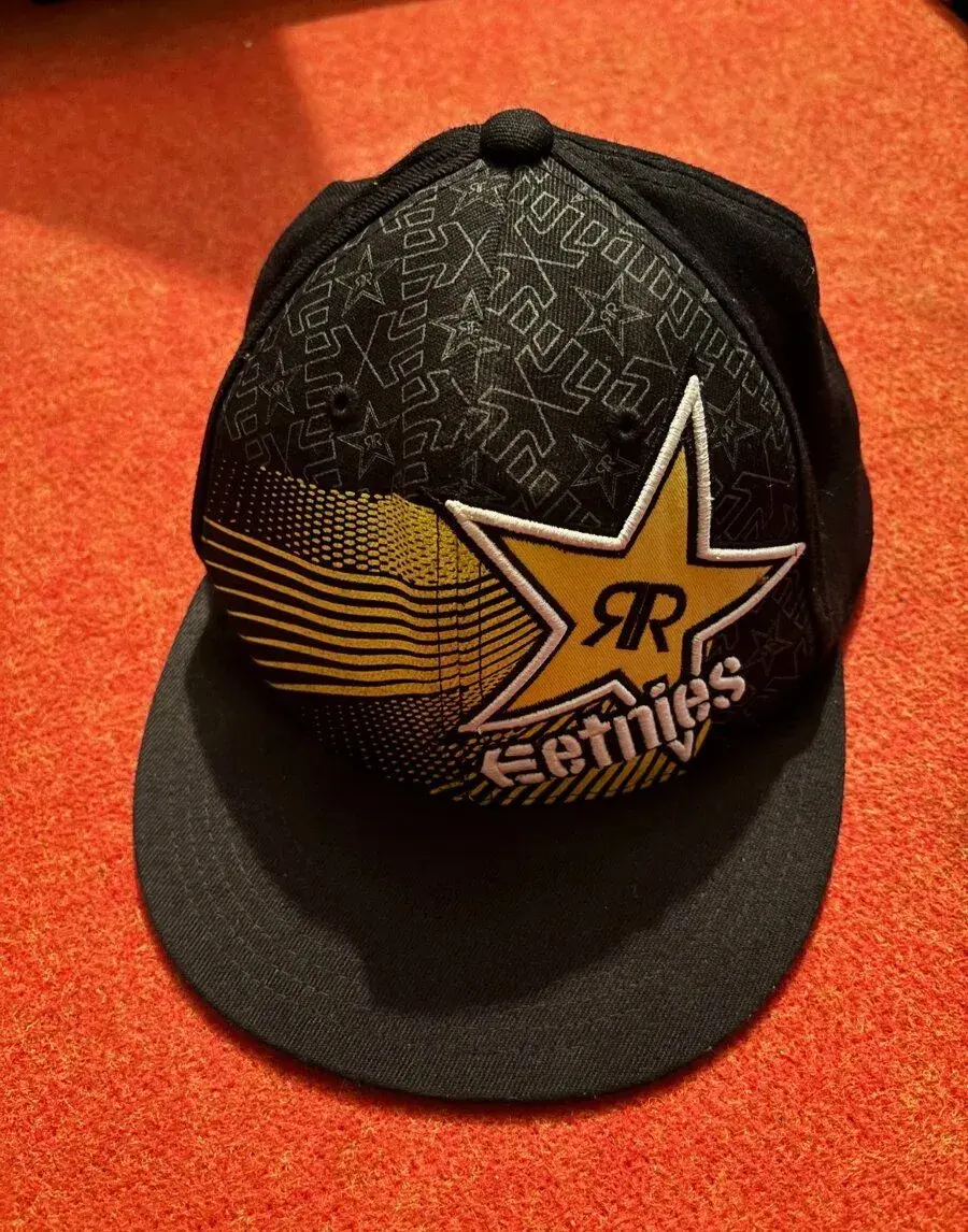 etnies Rockstar šiltovka