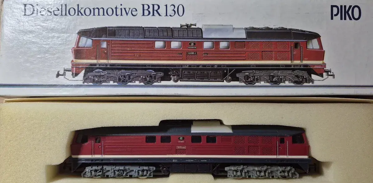 PIKO H0 – Dieselová lokomotíva ČSD T679.2002 "Ragulin"