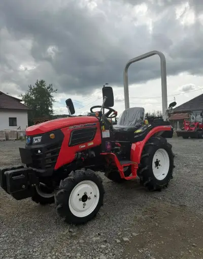 Malotraktor MACAO 25HP