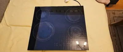 Sklokeramická varná doska Amica PC6400ZH