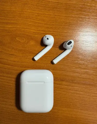 Apple AirPods